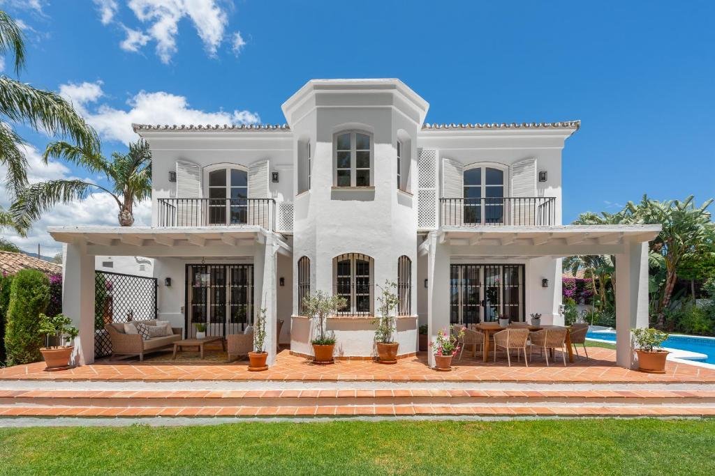 Luxury Villa Development